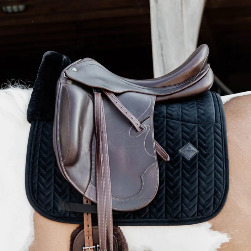 Kentucky Dressage Skin Friendly Saddle Pad Velvet Black
