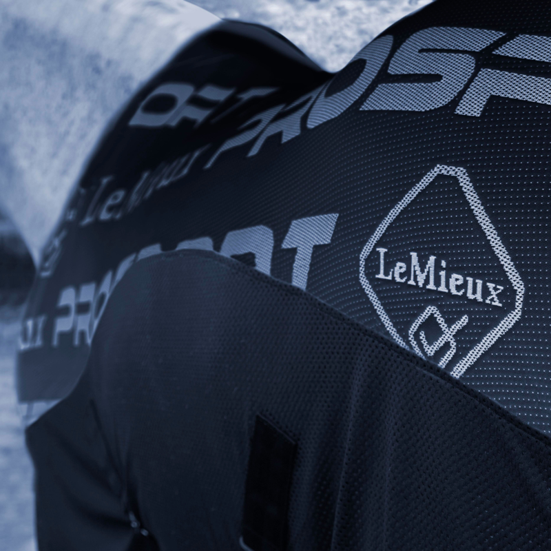 LeMieux Carbon Cooler Rug Black-3