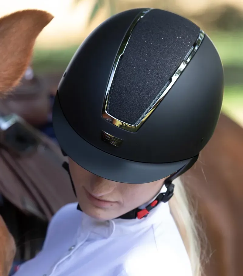 Premier Equine Norbello Hunter Breastplate in Black-2