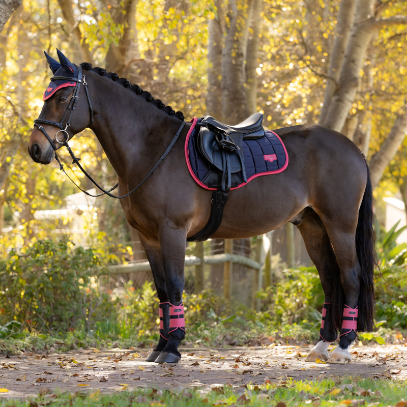 LeMieux Loire Classic GP Square Navy/Cranberry-1