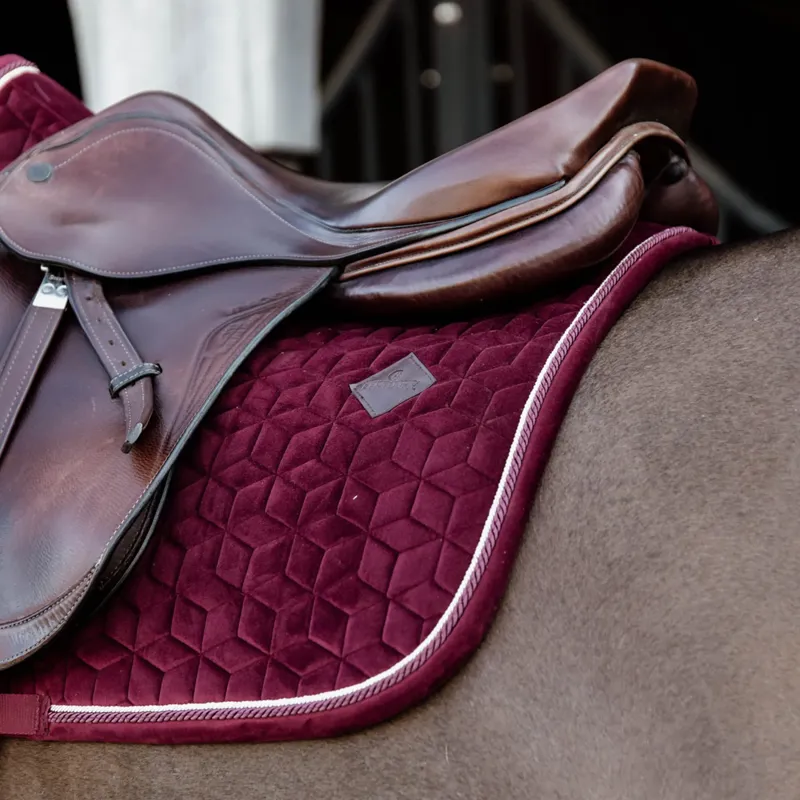 Kentucky Jumping Velvet Saddle Pad Bordeaux-1