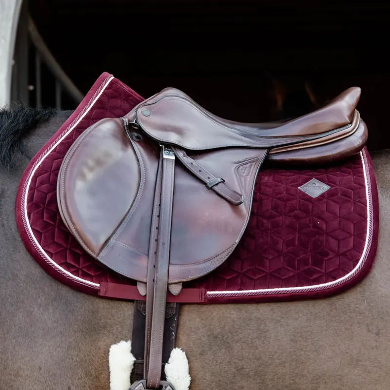 Kentucky Jumping Velvet Saddle Pad Bordeaux