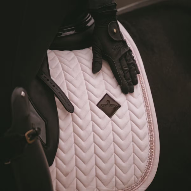 Kentucky Velvet Saddle Pad Pearls Dressage Soft Rose-3