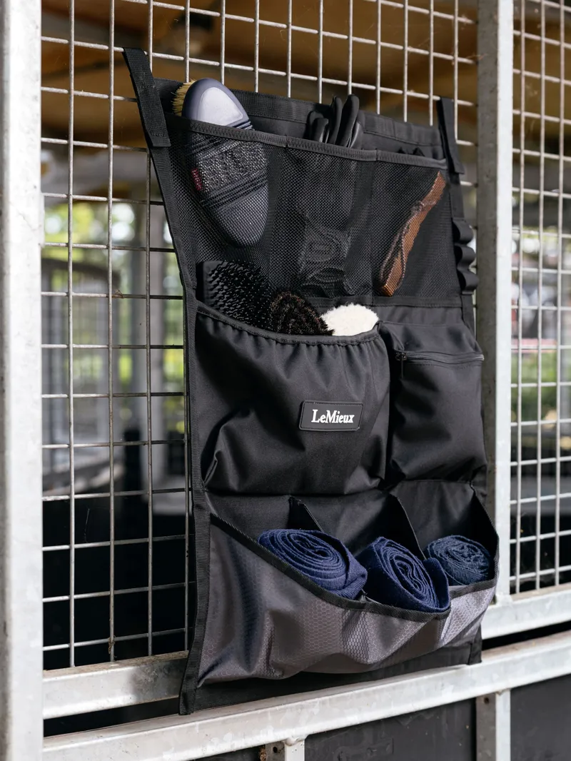 LeMieux Hanging Pockets Black-1