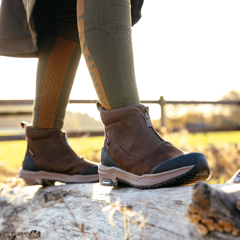 LeMieux Traxion Zip Boots Brown-4