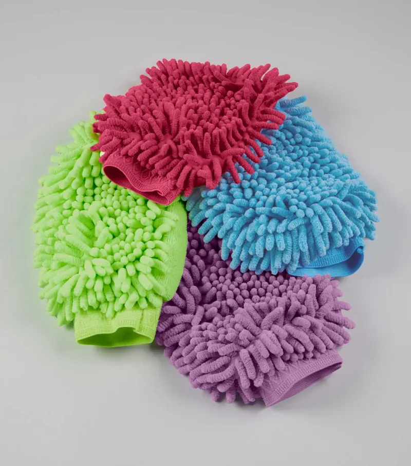 Premier Equine Microbre Grooming Mitt Fuchsia-1