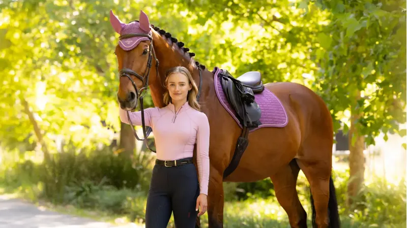 LeMieux Suede Close Contact Square Mallow-1